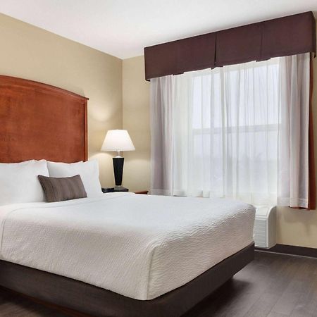 Days Inn & Suites By Wyndham Sherwood Park Edmonton Exteriör bild