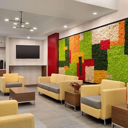 Days Inn & Suites By Wyndham Sherwood Park Edmonton Exteriör bild