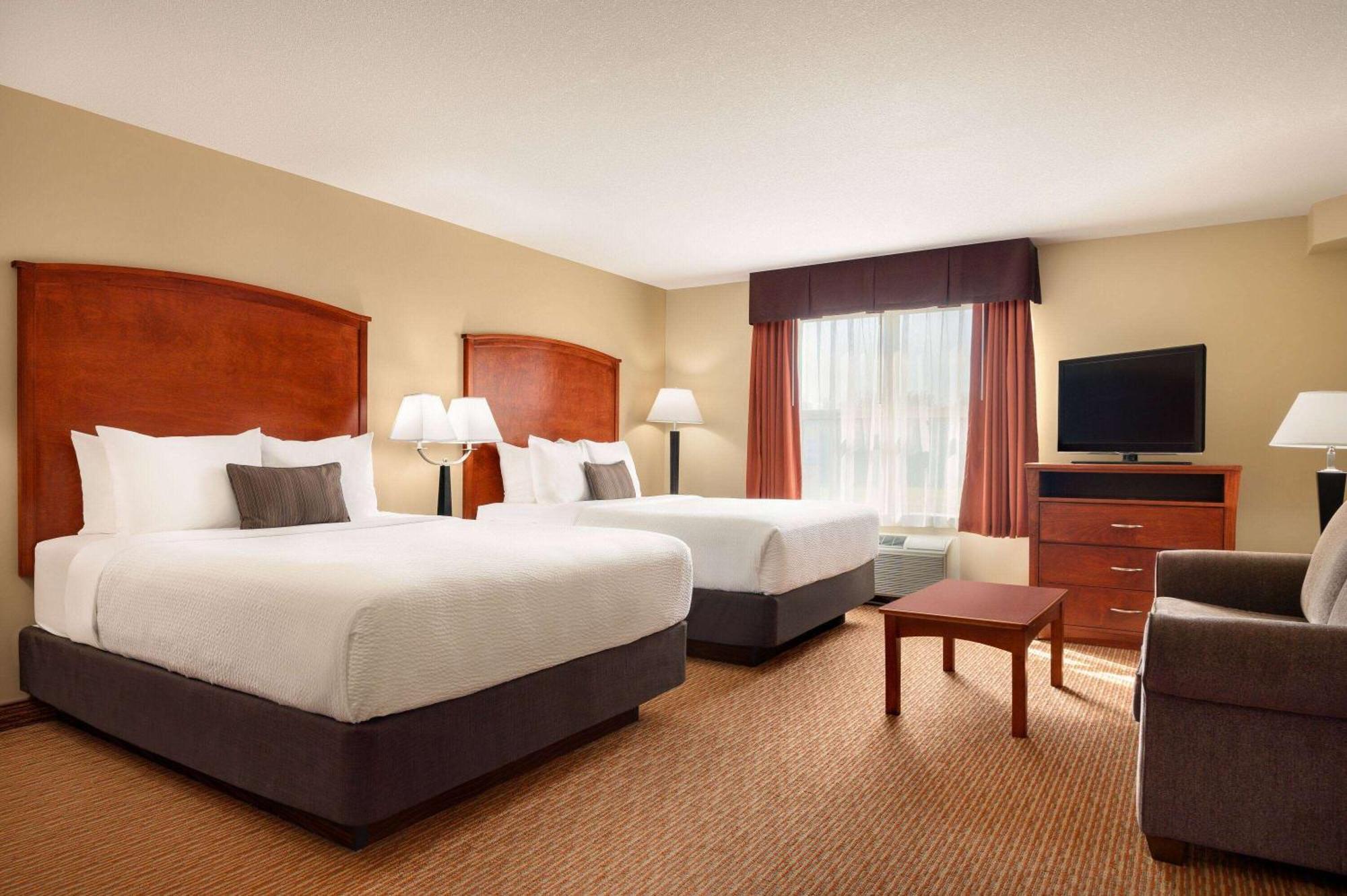 Days Inn & Suites By Wyndham Sherwood Park Edmonton Exteriör bild