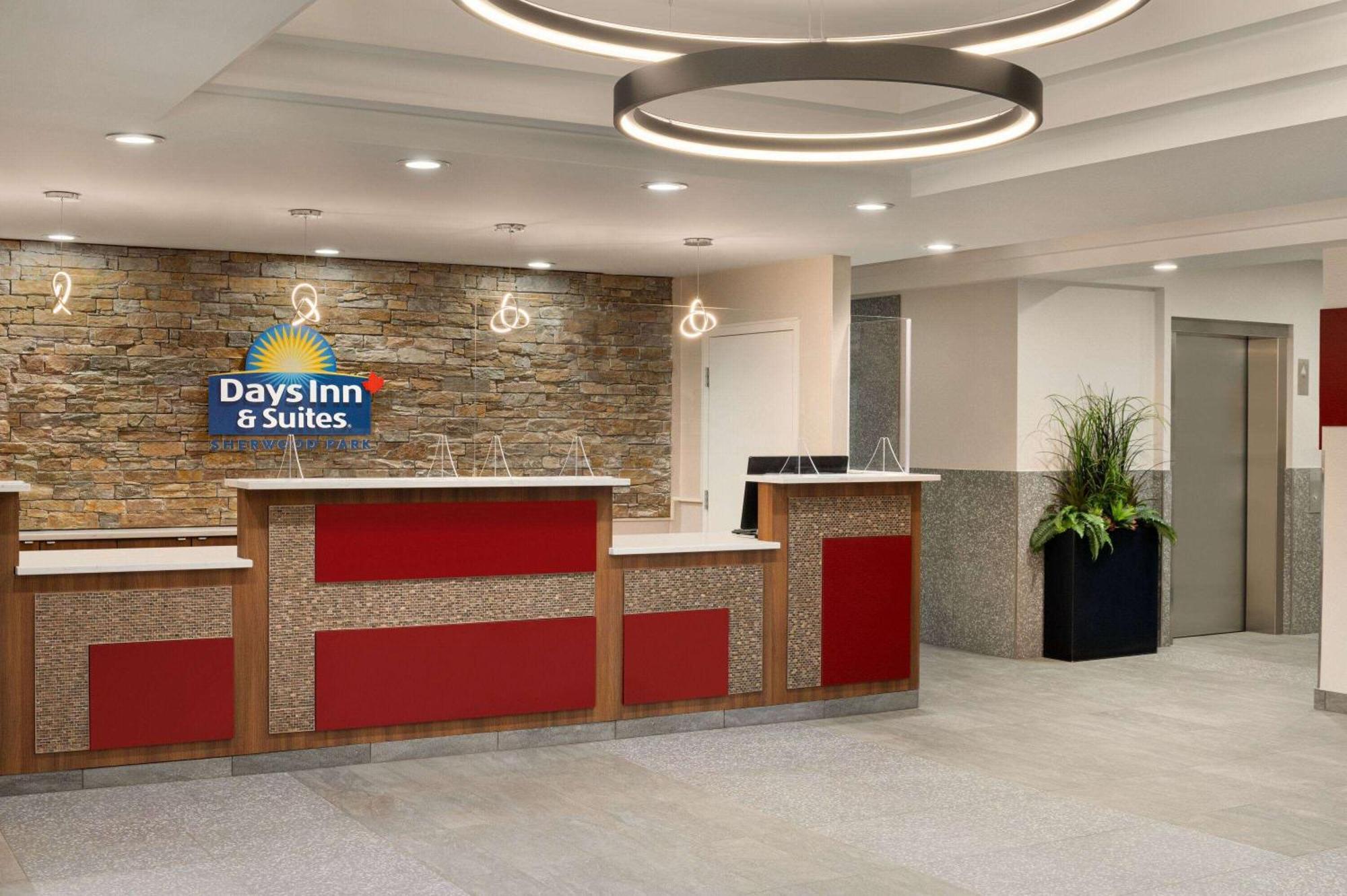 Days Inn & Suites By Wyndham Sherwood Park Edmonton Exteriör bild